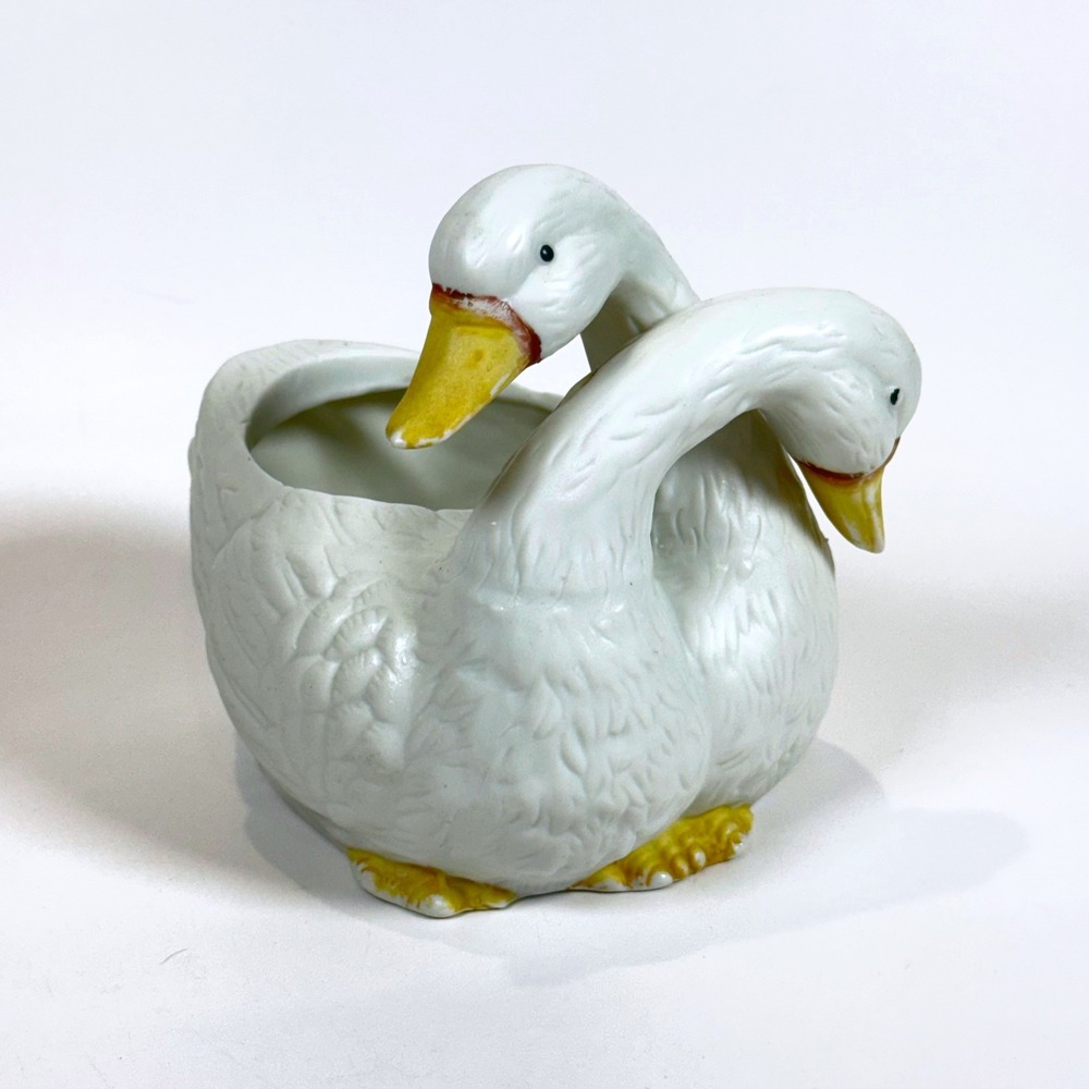 Vintage Double Duck White Cuddle Ducks Geese Figurine Planter Pot